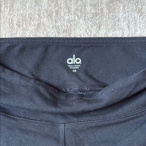 ALO Yoga Black Leggings